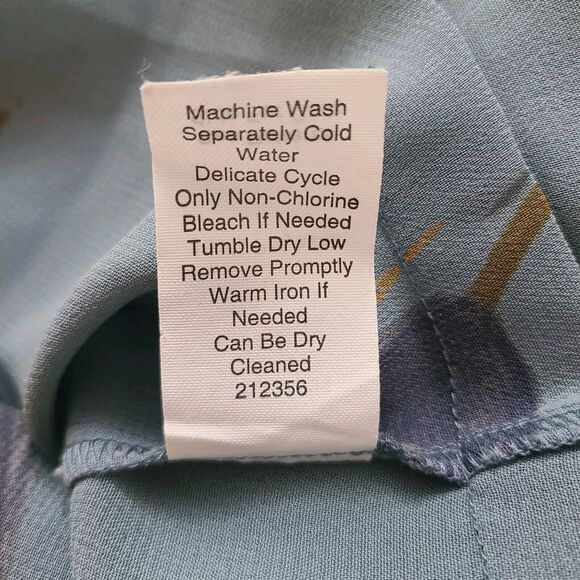 Cabi 984 Semi Sheer Blue Green Tulip Pleated Tie Back Sleeveless Blouse Size XS - Picture 7 of 10